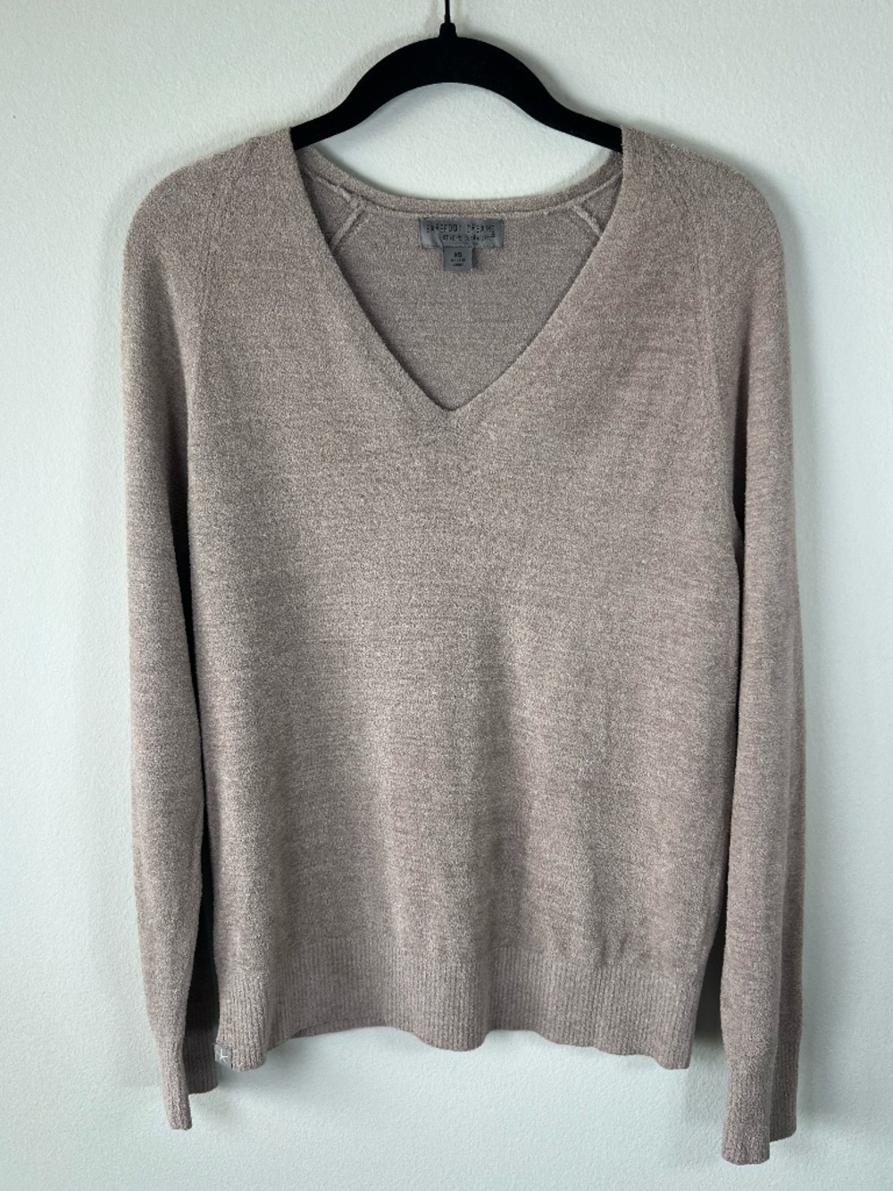 Barefoot Dreams CozyChic Ultra Lite V-Neck Shirt Sweater Beach Rock Tan Fall  XS